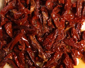 Canned Salted Sun Dried Tomato Strips marianted in Oil